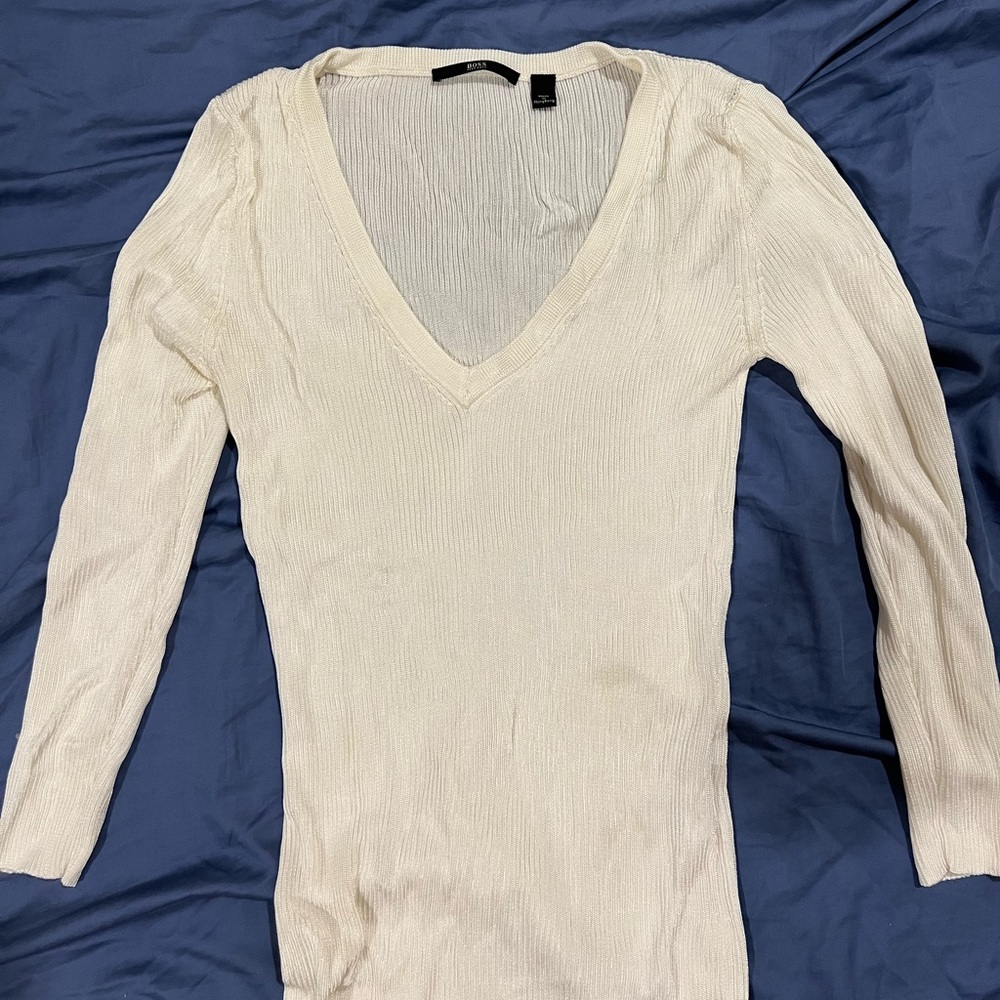 Hugo Boss V neck knit LS top